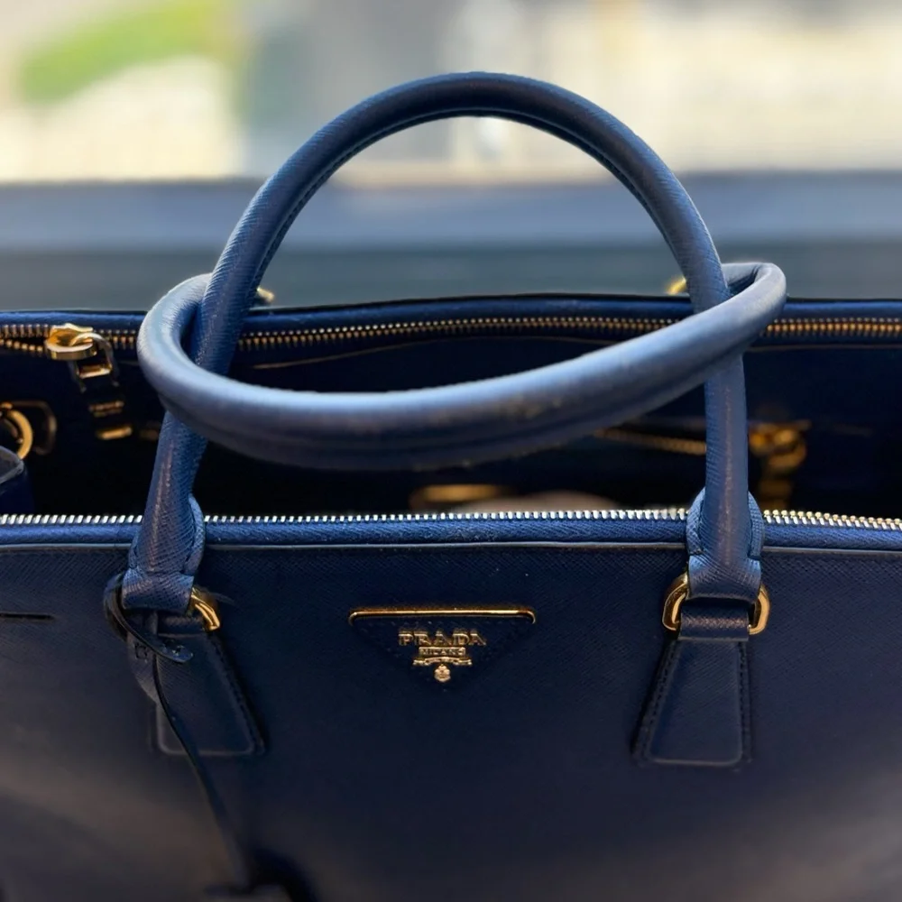 Authentic Prada Galleria Saffiano Lux Tote Bag – Blue/Navy - Picture 6 of 16